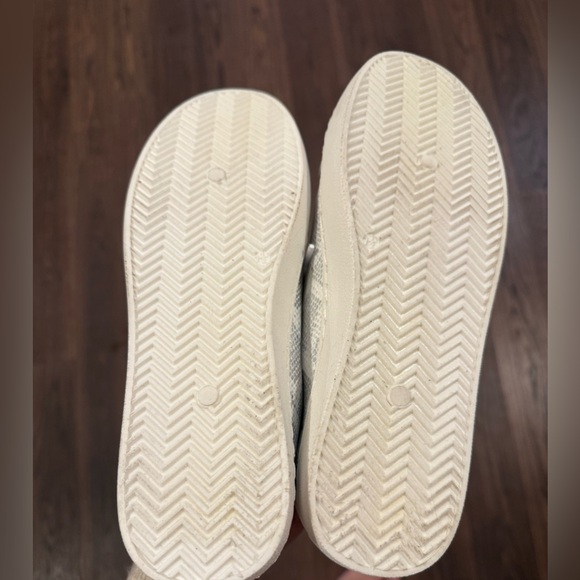 NWOB Vintage Havana  Silver Snakeskin Carla Sneakers - Picture 6 of 6